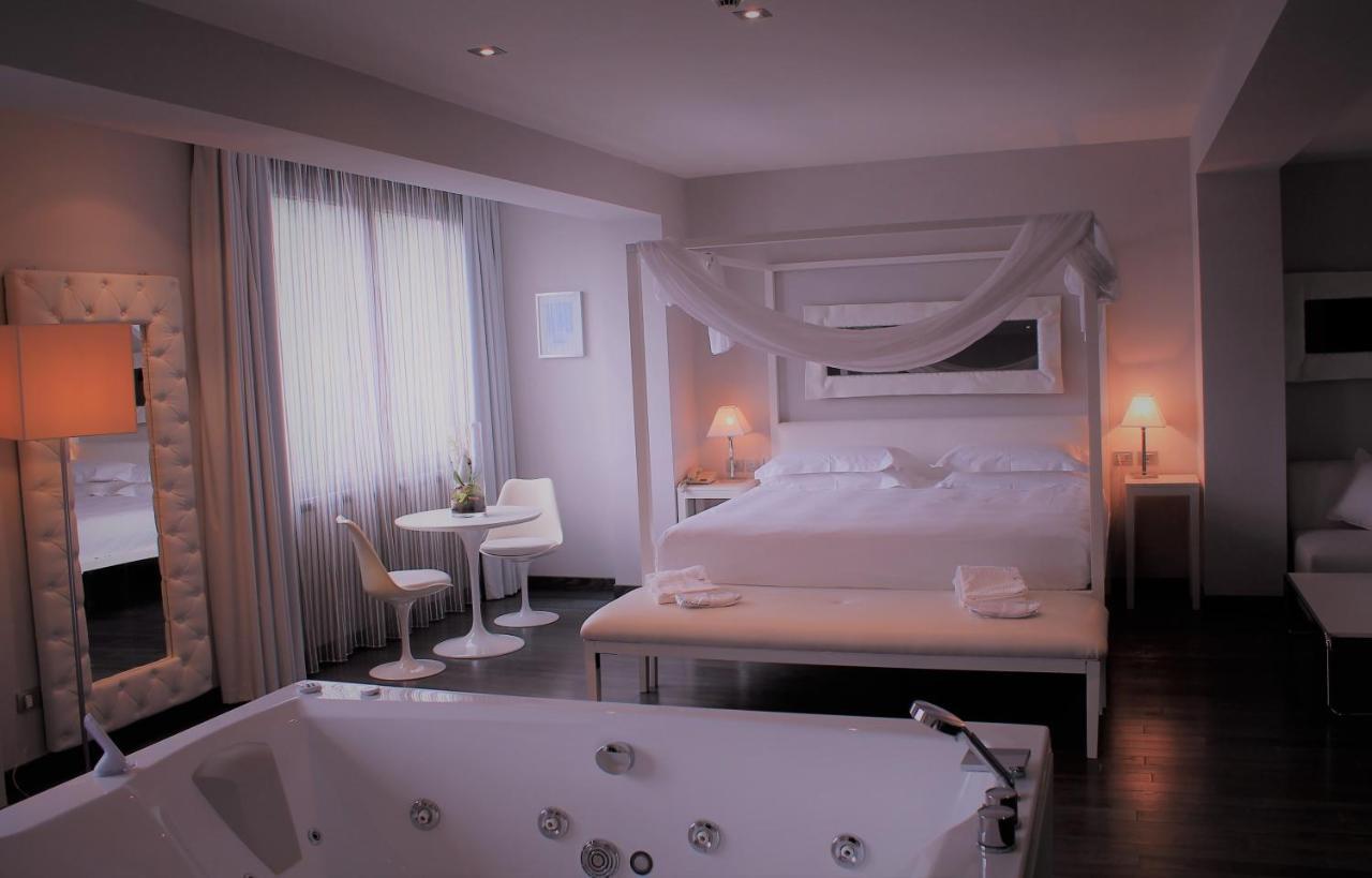Park Hotel Sporting Teramo Eksteriør billede
