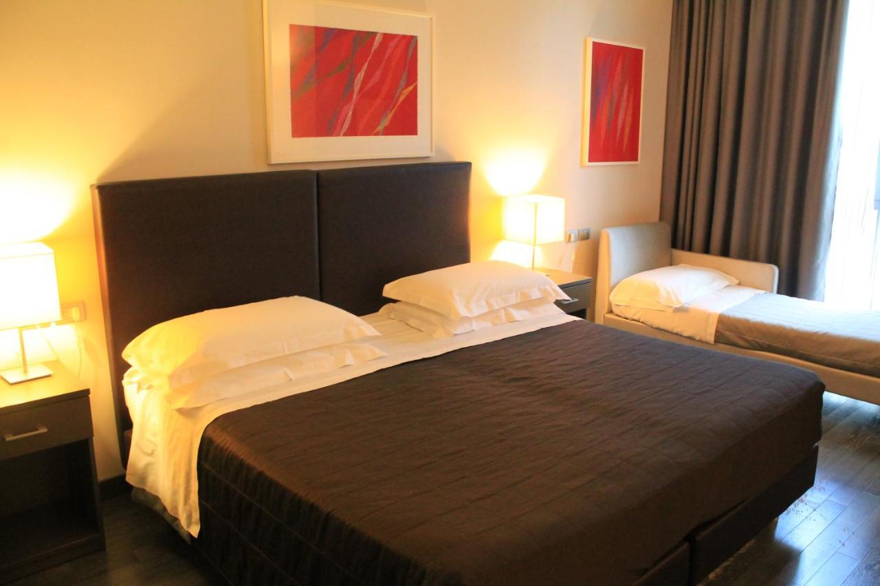 Park Hotel Sporting Teramo Eksteriør billede