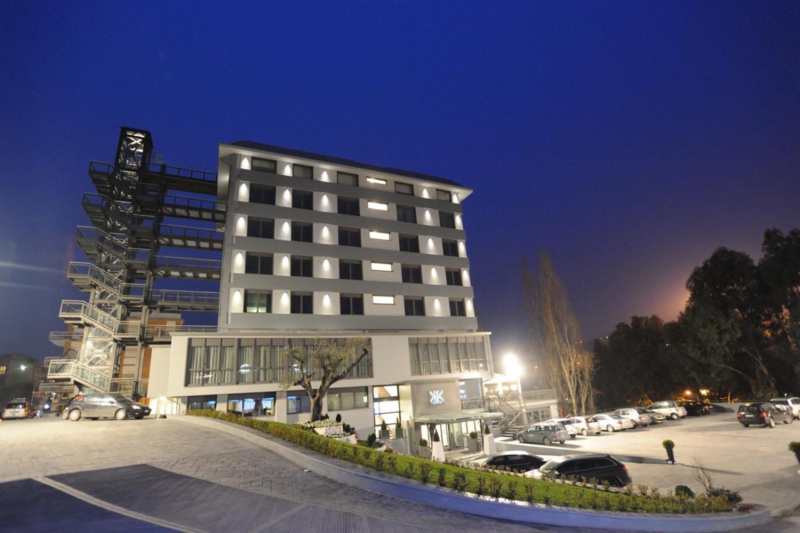 Park Hotel Sporting Teramo Eksteriør billede
